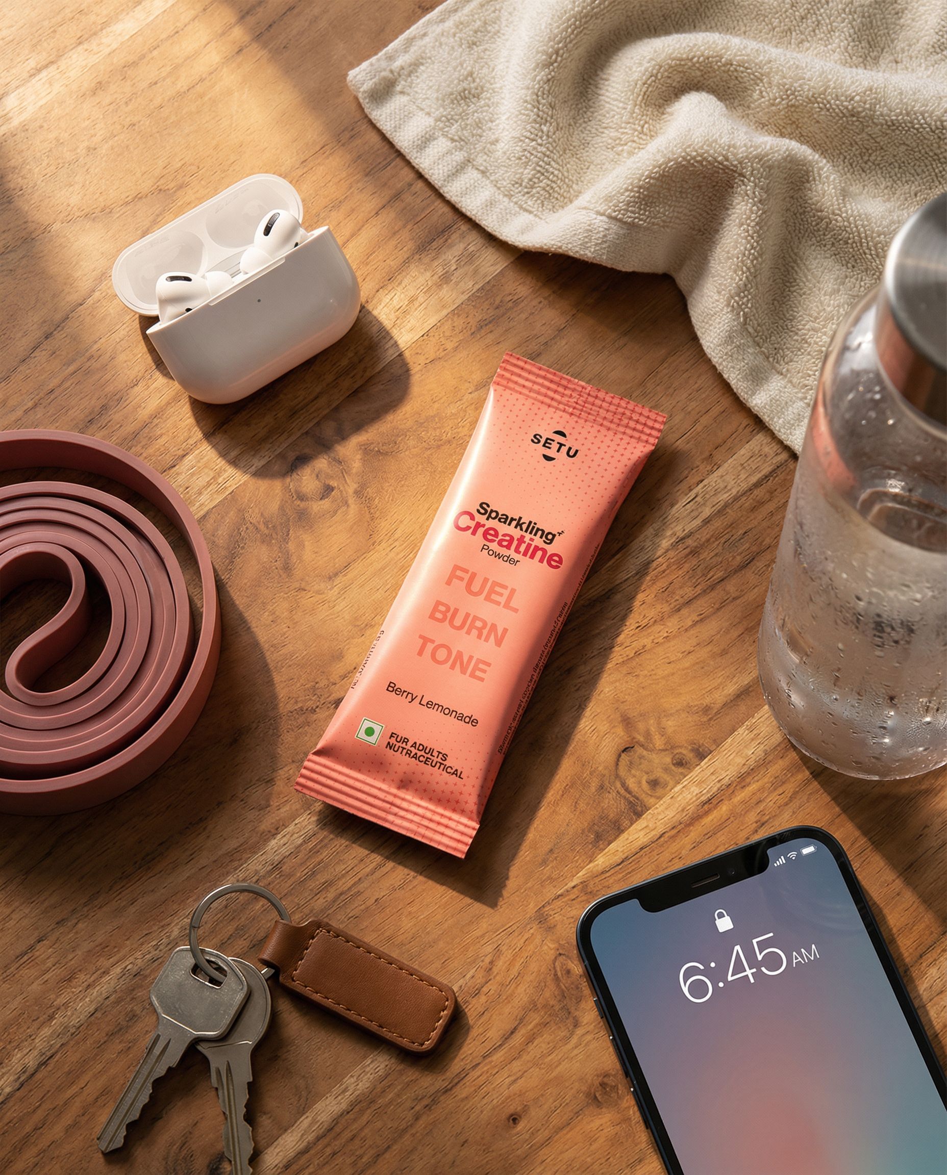 SETU Sparkling Creatine pouring into a glass — one of ten ways to make the daily ritual your own